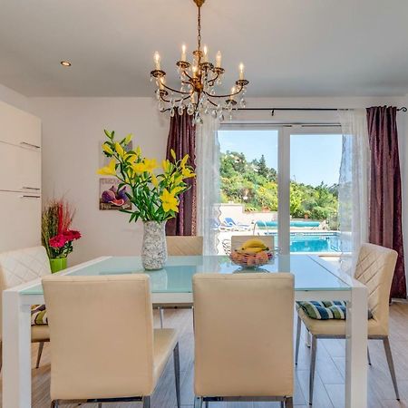 Holiday Home Figa โอมิช ภายนอก รูปภาพ